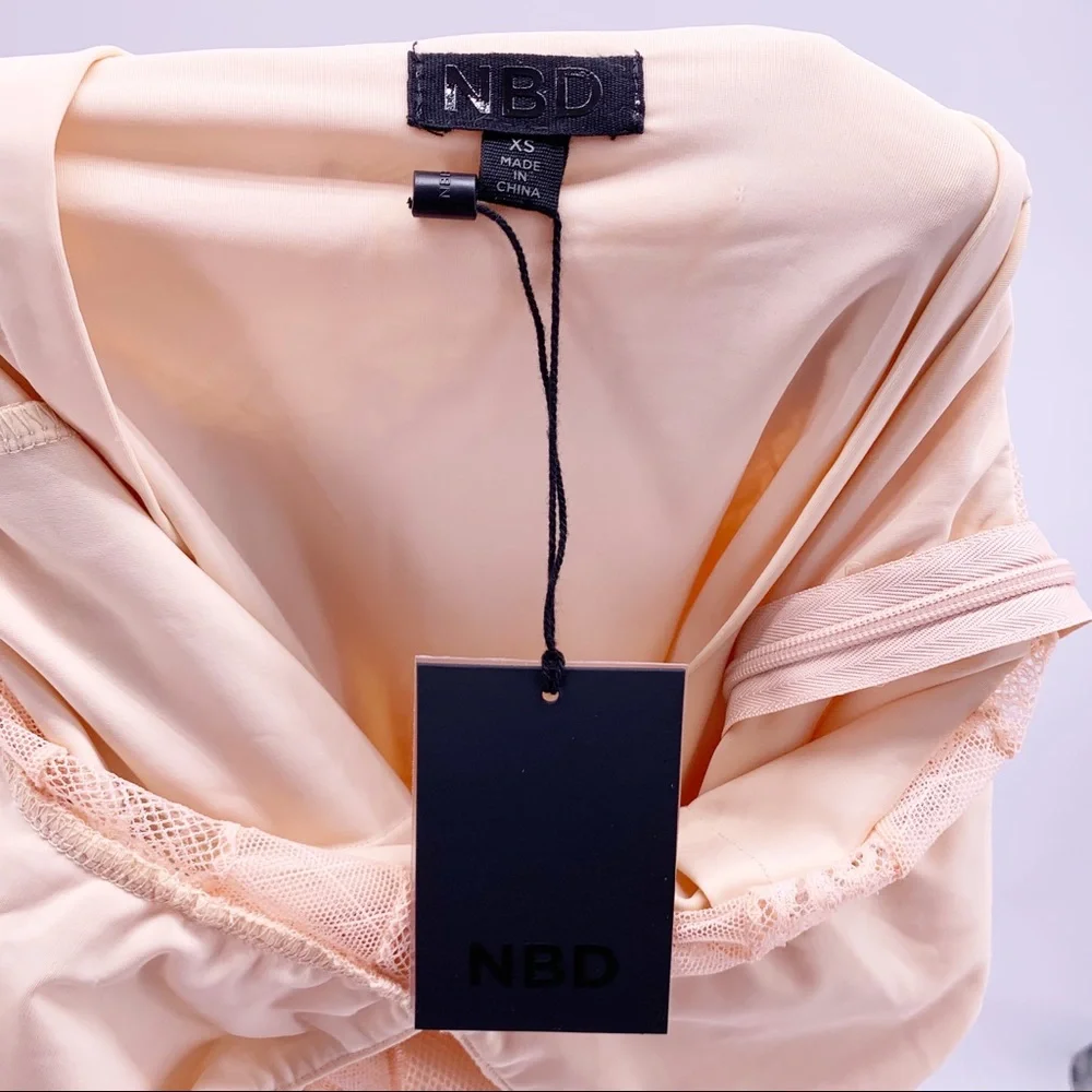 NEW NBD Libra Midi Dress in Nude Pink Sz XS - Picture 11 of 12